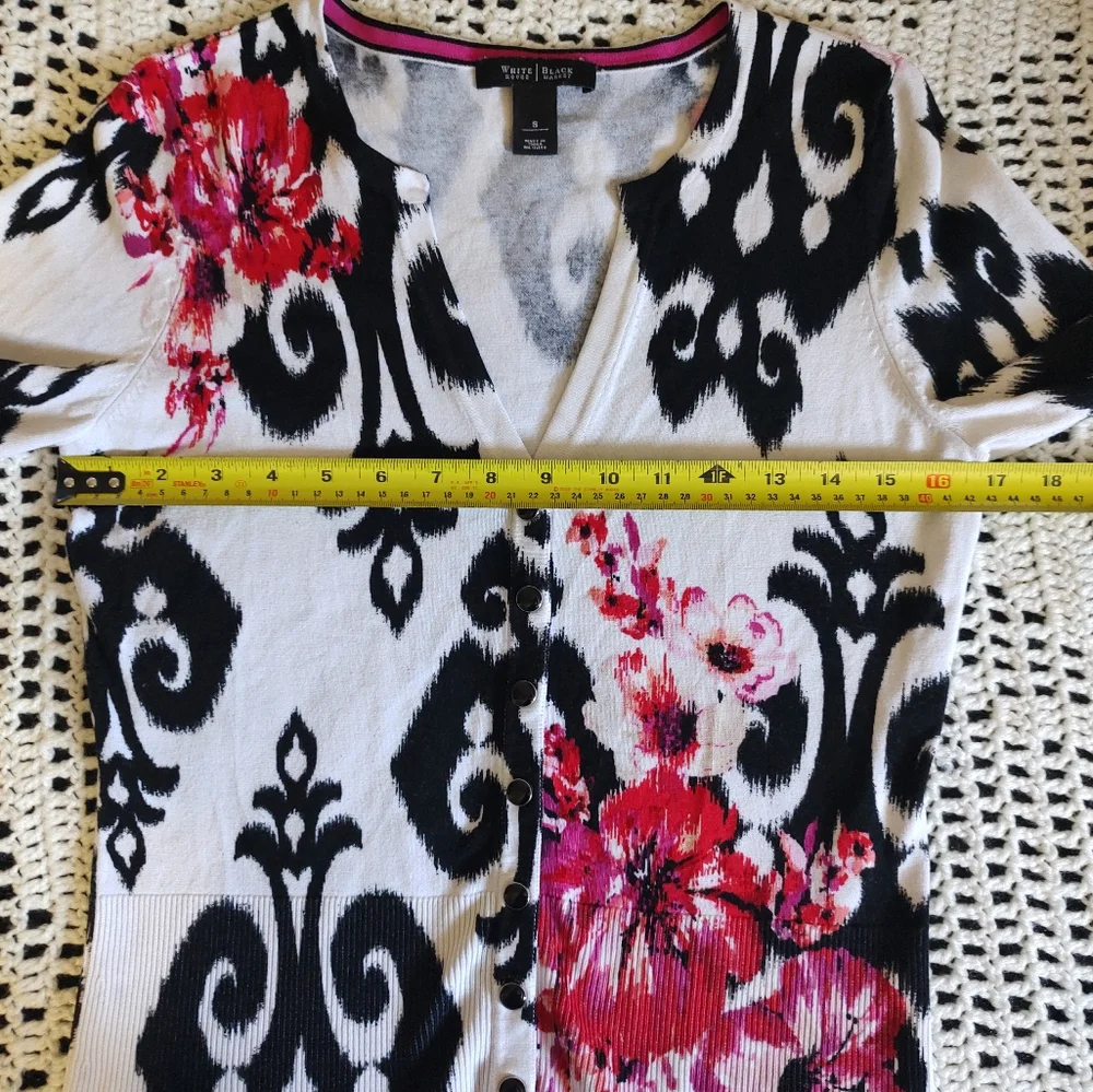 White House Black Market Black and White Cardigan with Pink Floral Design - Picture 9 of 12
